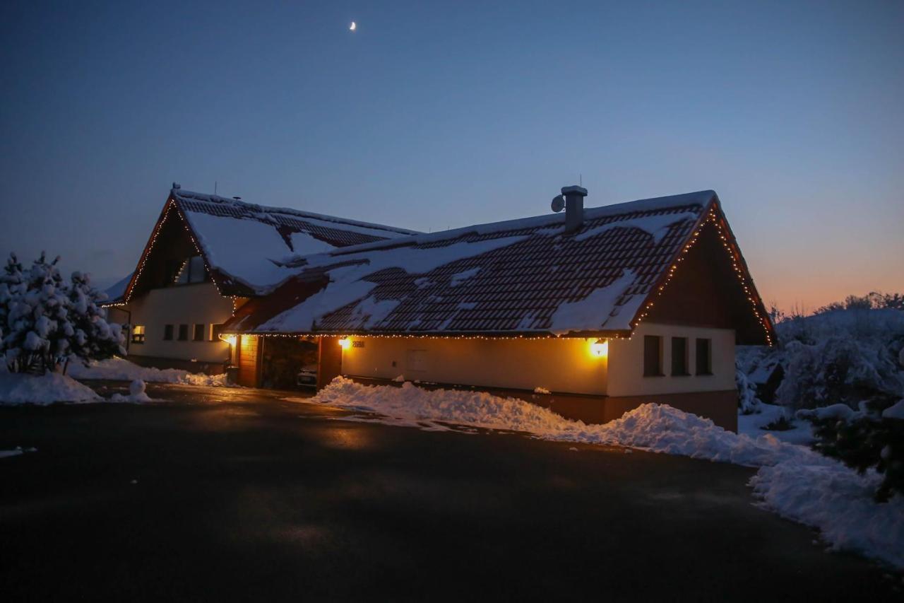 Apartmán Kinských Roznov pod Radhostem Exterior foto